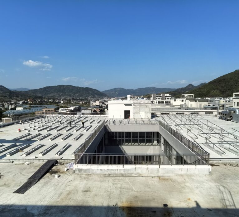 Fujian 400KW rooftop mounting solution