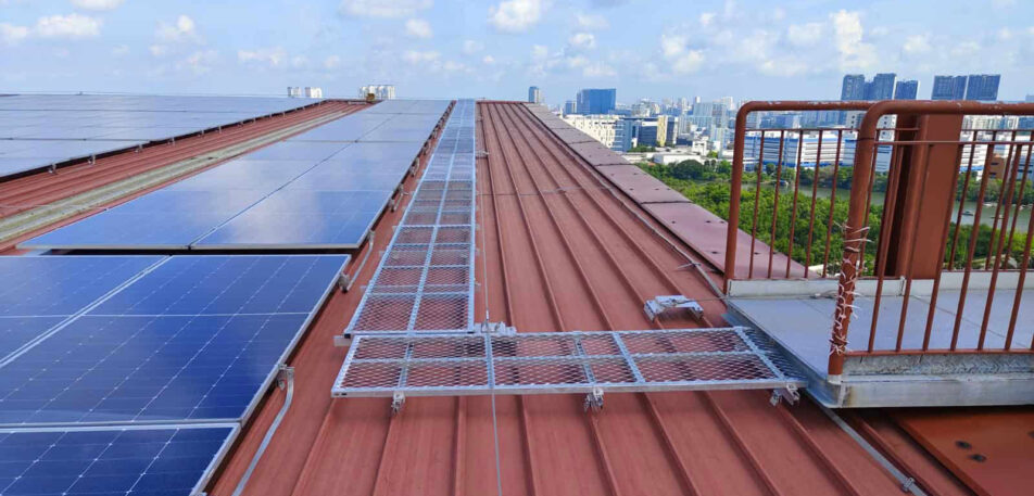 Seam-Metal-Roof-Solar-Systems