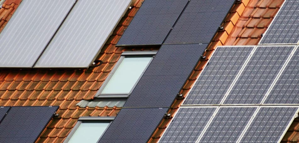 install-solar-panels-on-roof